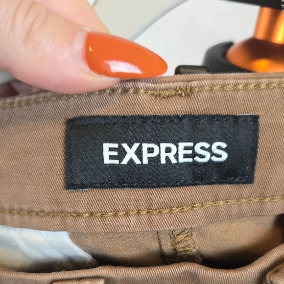 Express Men's 365 Comfort Super Skinny Hyper Stretch Tan Chino Pants - Picture 2 of 10